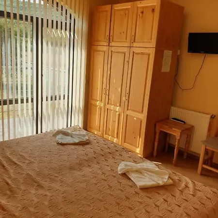 луксия Pensionat 3*
